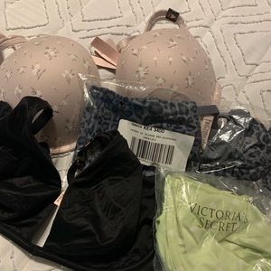 4 new with tags Victorias Secret 34DD bras